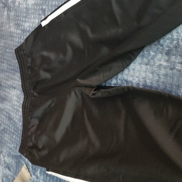 Adidas Jogger pants - Picture 3 of 3